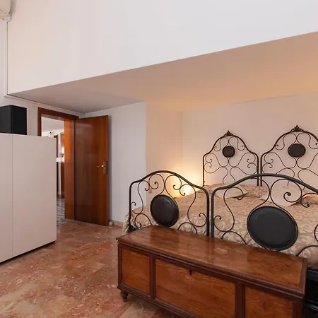 Daire Altana Rialto Venedik